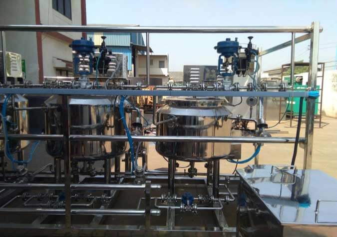 Automatic Liquid Syrup Vessel with top flange fitting & to mounting agitator